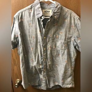XL button up short sleeve shirt
